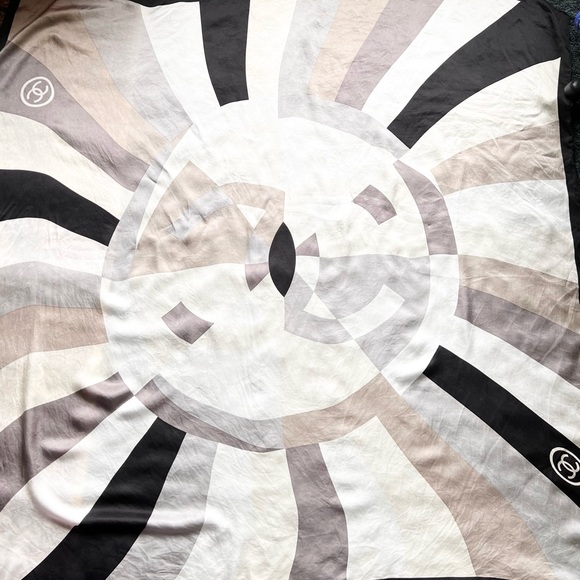 Chanel Geometric Logo  scarf/Wrap. 100% Silk. Made in Italy. Large, 51” by 53”. - Picture 2 of 16